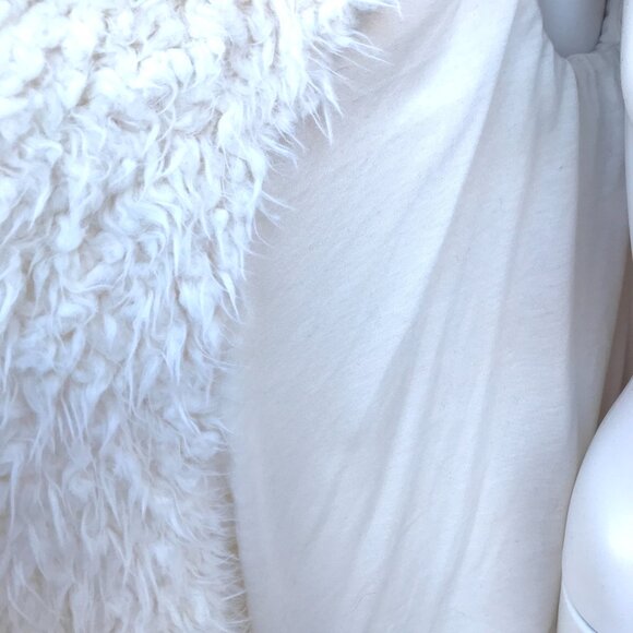 Forever 21 Vintage Faux Fur Jacket Size Small Ivory White Sweater Cardigan Y2k S - Picture 2 of 9